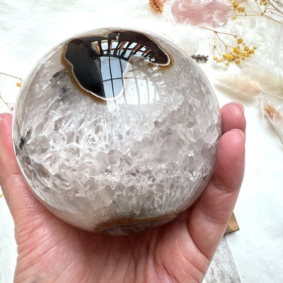 Gorgeous Large Agate Sphere with Druzy - Picture 7 of 10